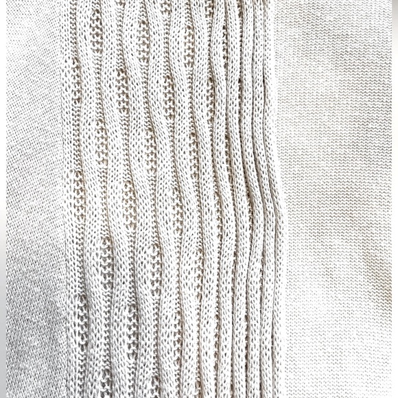 🤍Design History Waterfall Cardigan - Picture 3 of 3